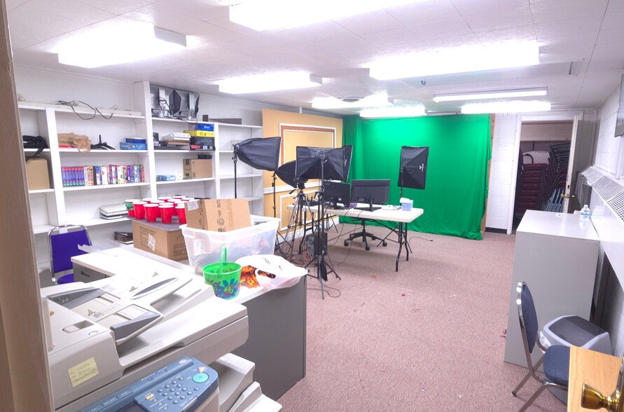 More Photos Of 45504 Cass Ave, Utica Religious Facility For Sale