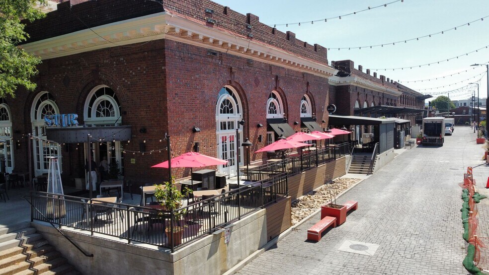 More Photos Of 1400 Market St, Chattanooga Storefront For Lease