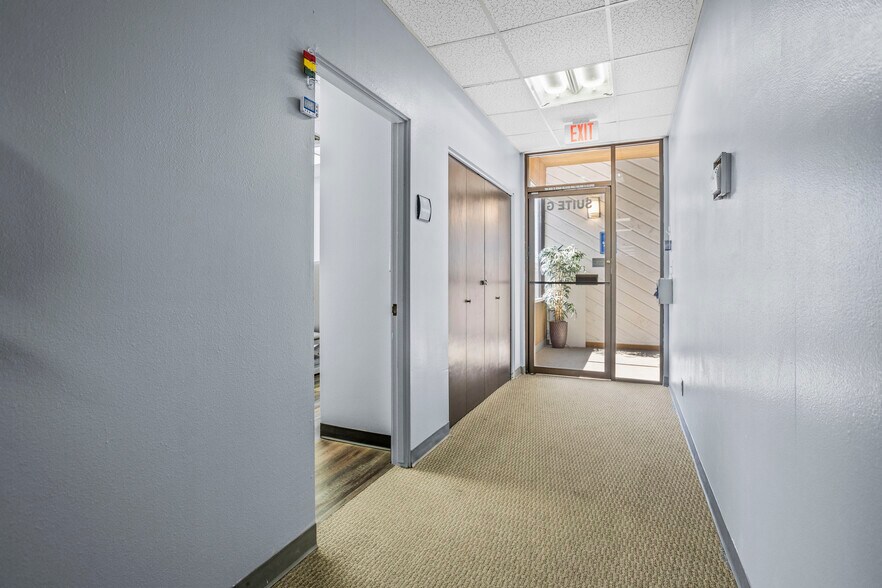 More Photos Of 7511 W Arrowhead Ave, Kennewick Office For Lease