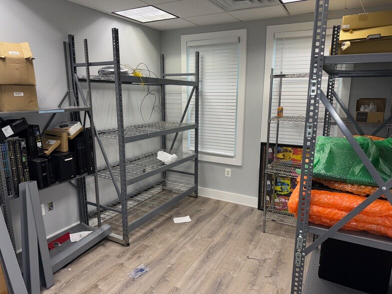 More Photos Of , Greenbelt Office For Sale