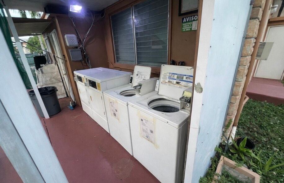 More Photos Of 3080 1 St, Miami Multifamily For Sale