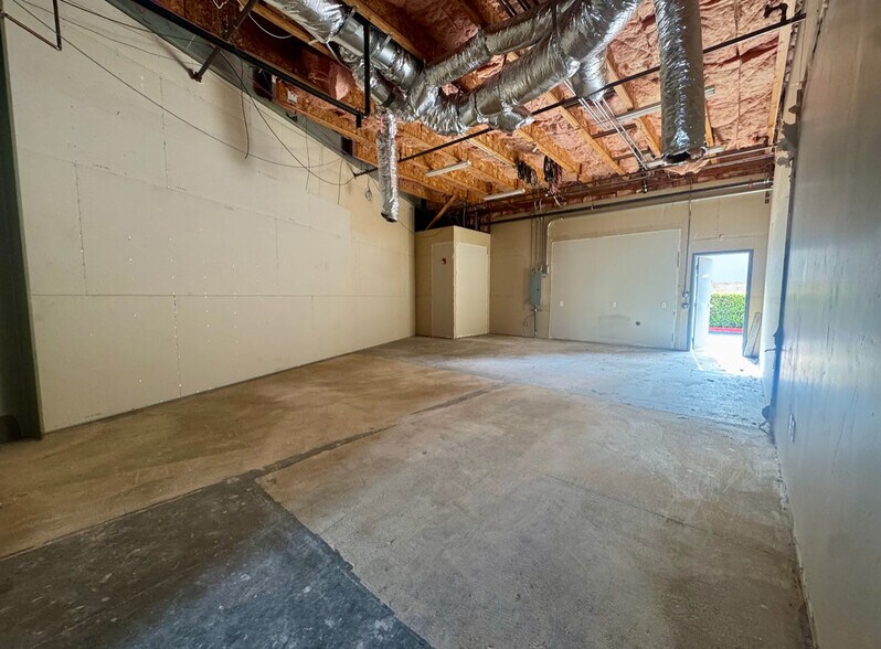 More Photos Of 7610 Folsom Auburn Rd, Folsom Unknown For Lease