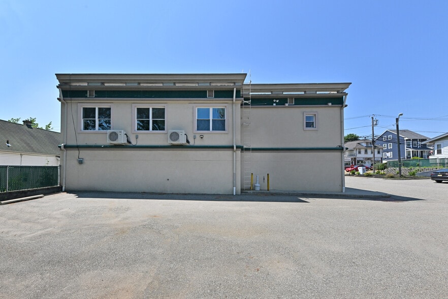 More Photos Of 59 Lincoln Ave, Fair Lawn Office Residential For Sale