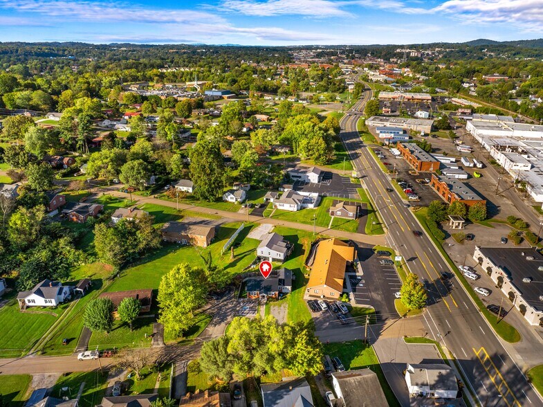 More Photos Of 316 Beech St, Morristown Office For Sale