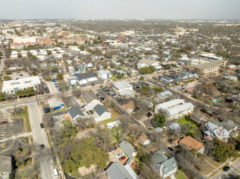More Photos Of 3301 Kings Ln, Austin Land For Sale