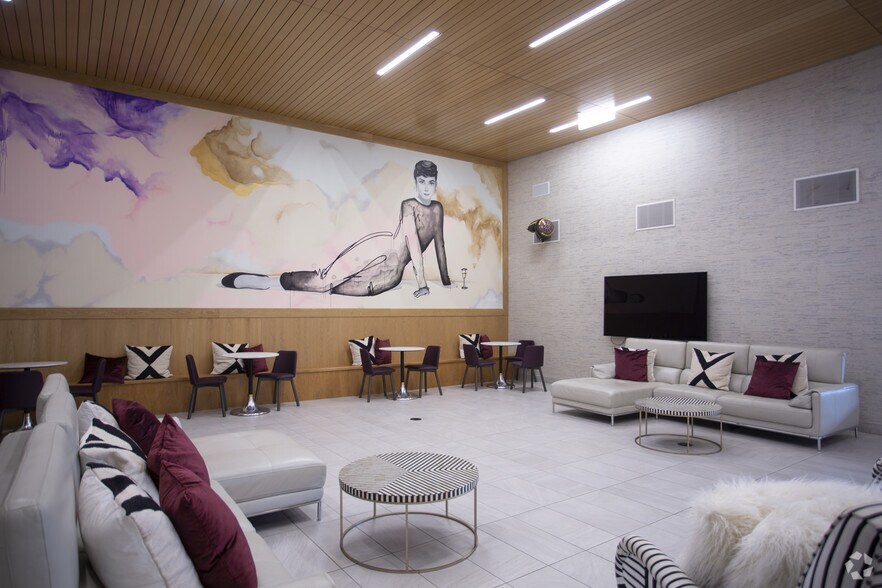 More Photos Of 801 S Hope St, Los Angeles Apartments For Lease