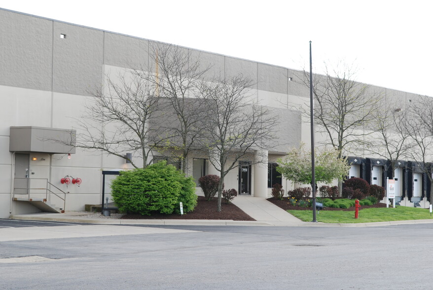 Primary Photo Of 3950 Venture Ct, Columbus Warehouse For Lease