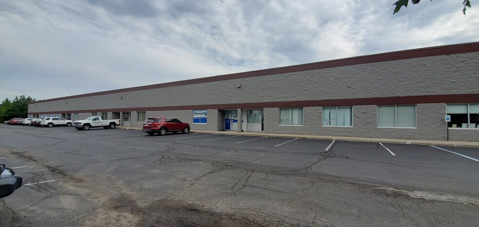 More Photos Of 769-785 Keystone Industrial Park Rd, Dunmore Research And Development For Lease