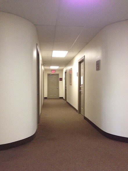 More Photos Of 101 Rt 130, Cinnaminson Unknown For Lease
