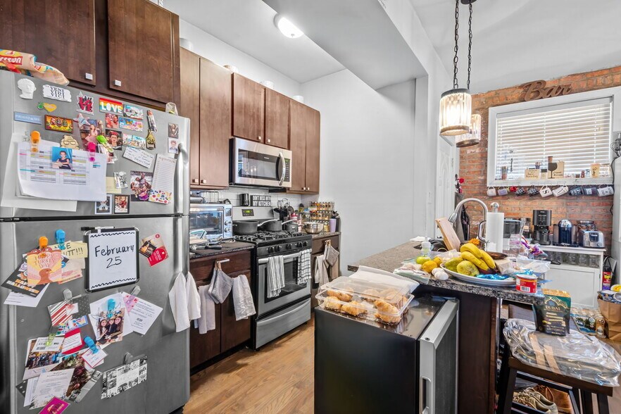 More Photos Of 2435 S California Ave, Chicago Apartments For Sale