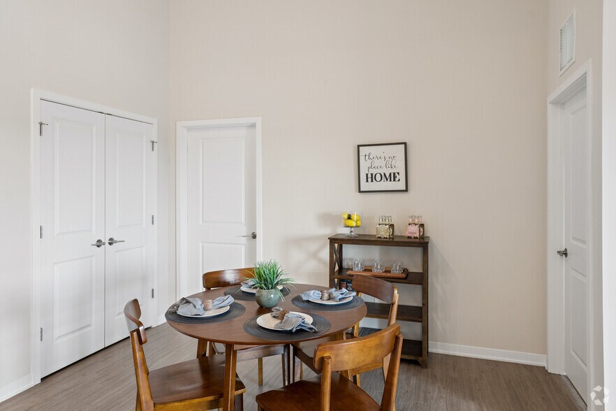 More Photos Of 77 S Adams St, Oswego Apartments For Lease