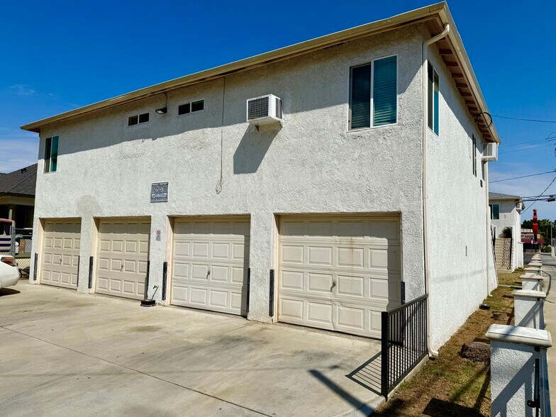 More Photos Of 1117-1121 2nd St, San Fernando Apartments For Sale