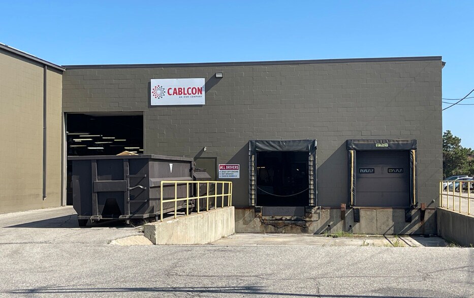 More Photos Of 359 Robbins Dr, Troy Warehouse For Lease