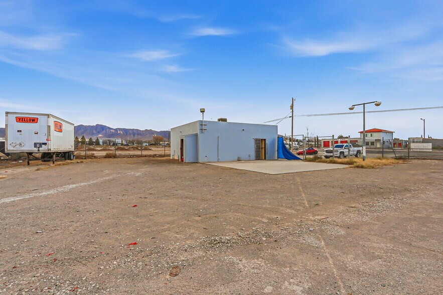 More Photos Of 201 Vinton Rd, Anthony Freestanding For Lease