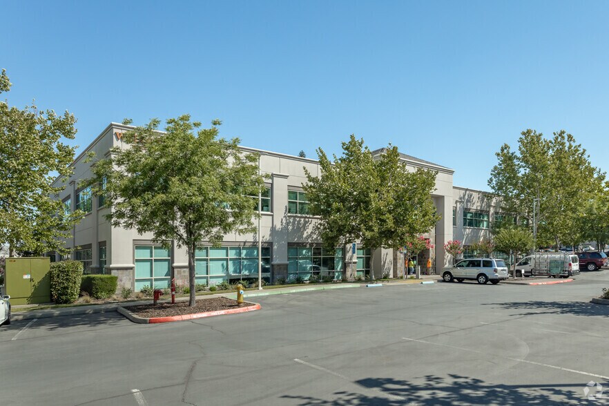 More Photos Of 1130 Iron Point Rd, Folsom Unknown For Lease