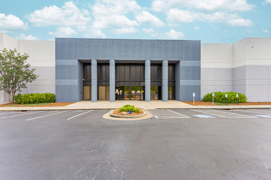 More Photos Of 4787 Stalwart Dr, Fairburn Warehouse For Lease