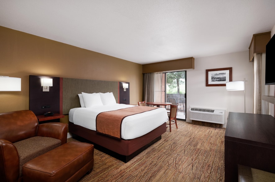 More Photos Of 200 E Estrella Ave, Tucumcari Hotel For Sale