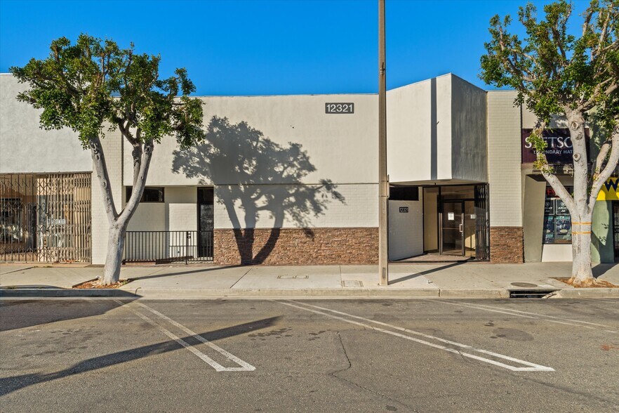 More Photos Of 12321 Hawthorne Blvd, Hawthorne Medical For Sale