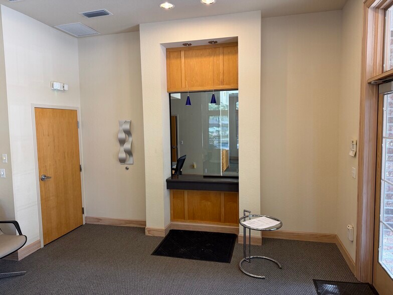 More Photos Of 1155 NW 64th Ter, Gainesville Medical For Sale