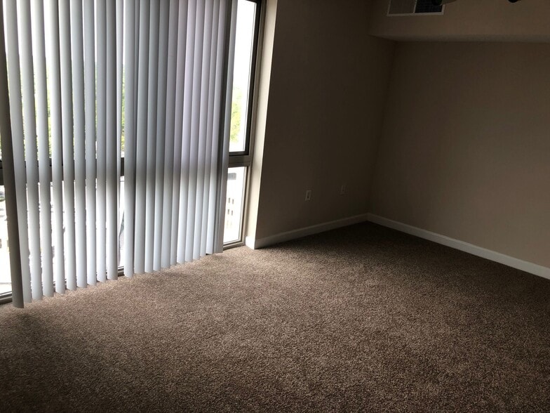 More Photos Of 8060 13th St, Silver Spring Apartments For Lease