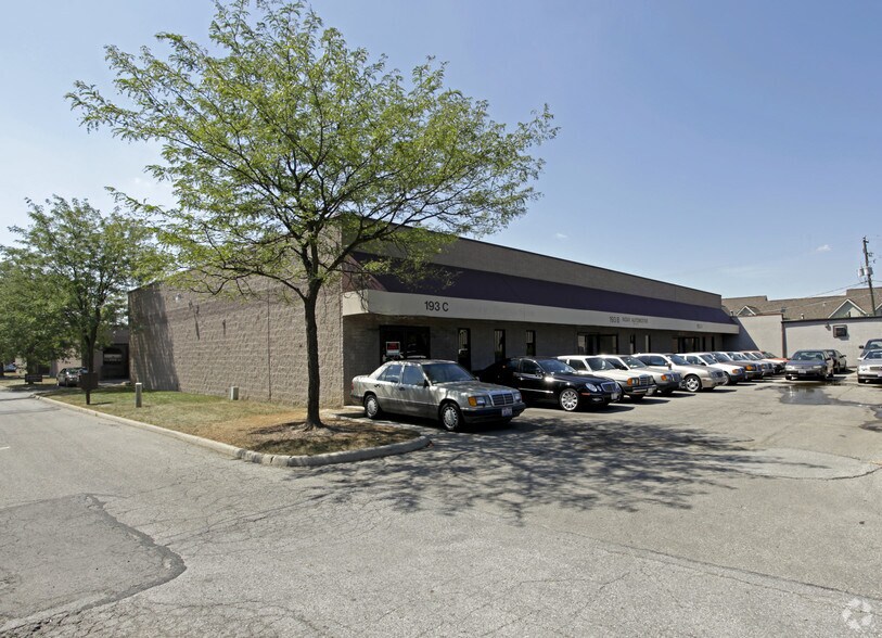Primary Photo Of 195 W Olentangy St, Powell Warehouse For Lease