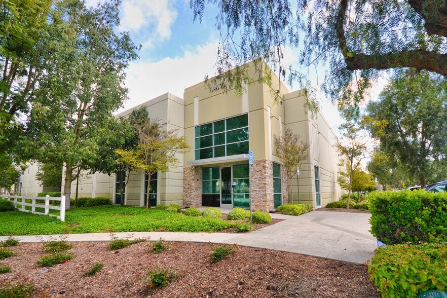 More Photos Of 14171 Fern Ave, Chino Warehouse For Sale