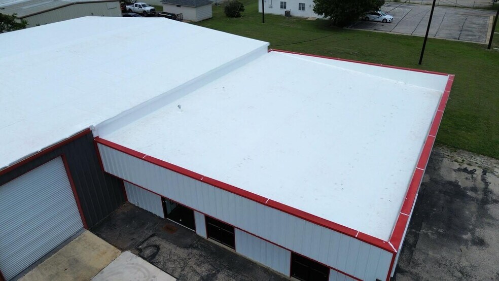 More Photos Of 40119 Industrial Park Cir, Georgetown Warehouse For Sale