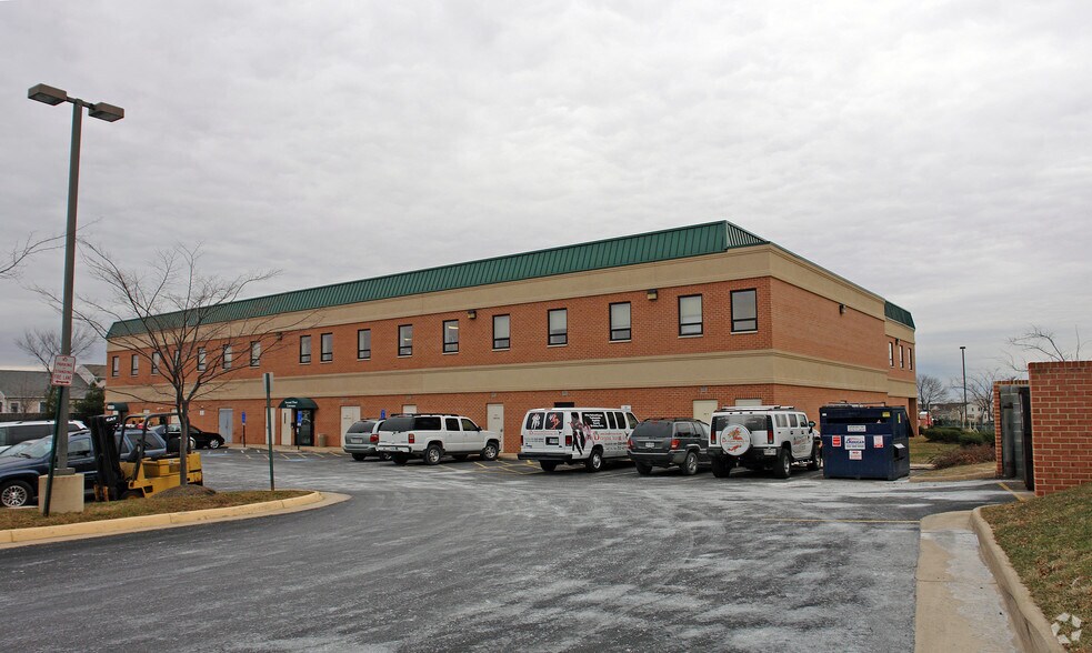 More Photos Of 609 E Main St, Purcellville Unknown For Lease