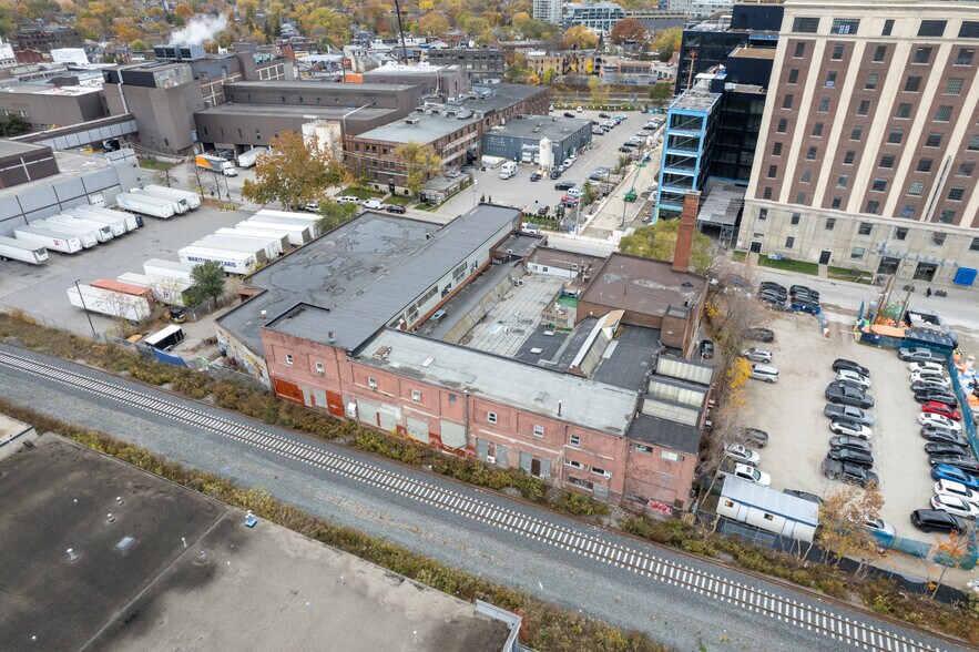 More Photos Of 163 Sterling Rd, Toronto Office For Lease