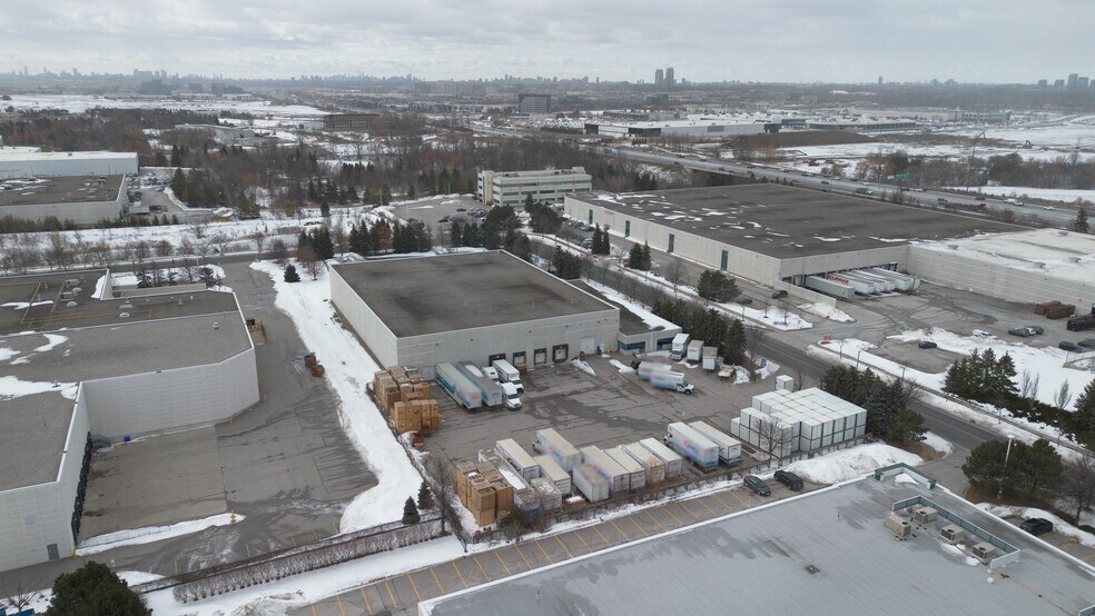 More Photos Of 176 Hillmount Rd, Markham Warehouse For Lease