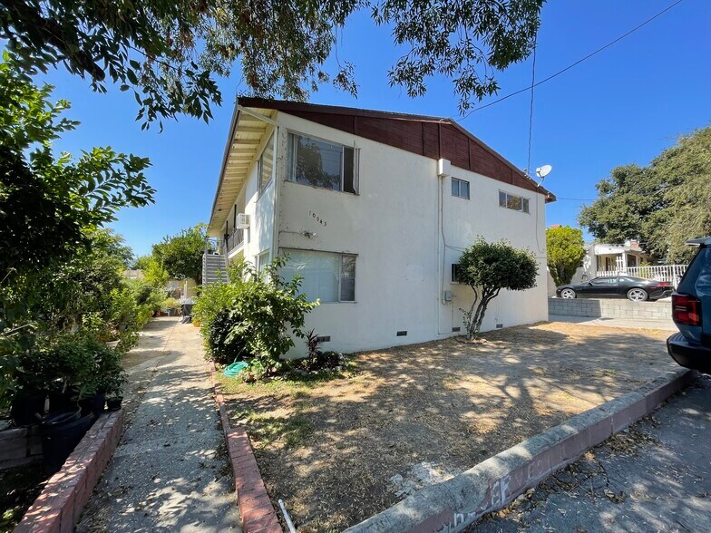 More Photos Of 10039-10043 Haines Canyon Ave, Tujunga Apartments For Sale
