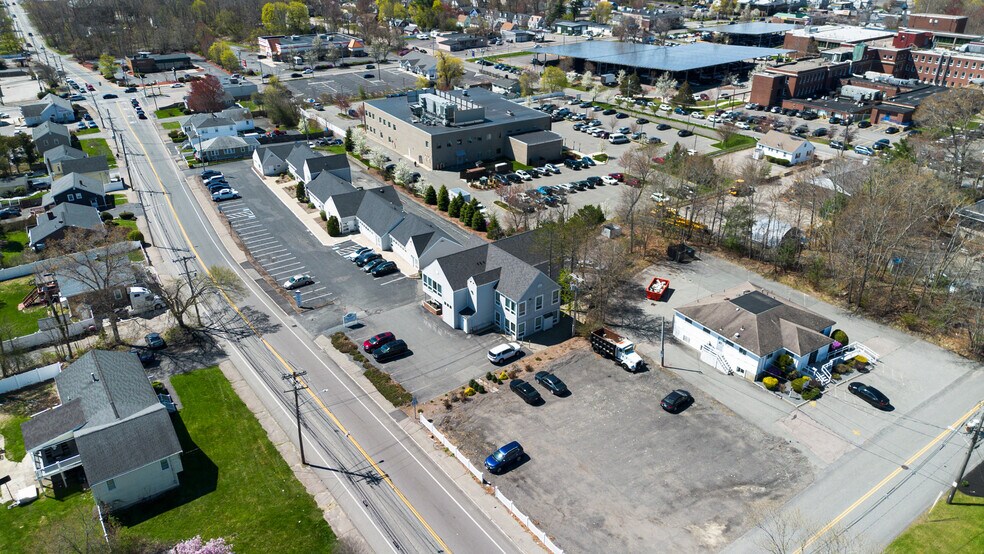 More Photos Of 189 Quincy St, Brockton Medical For Sale