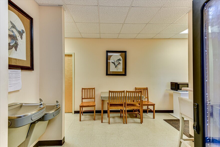More Photos Of 1950 International Ct, Grovetown Office For Sale