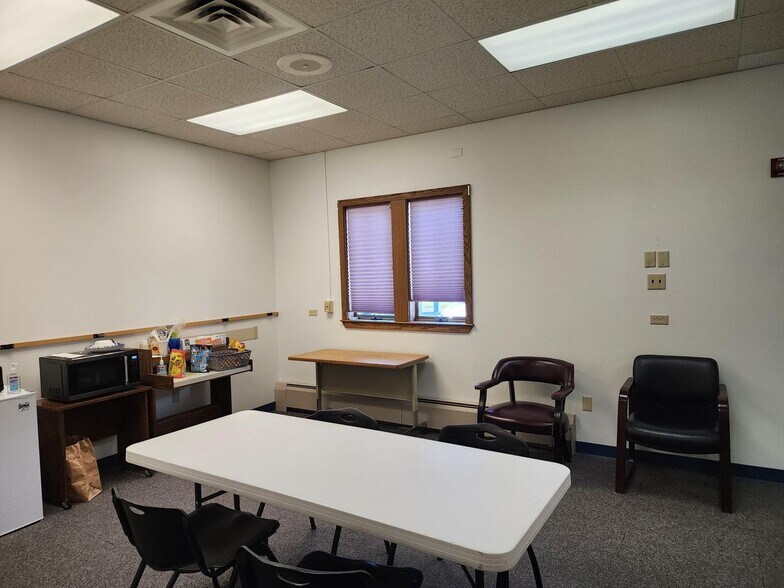 More Photos Of 899 Central St, Millinocket Medical For Sale