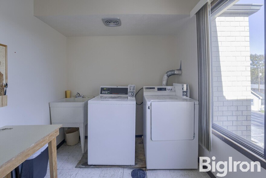 More Photos Of 130 S 5th St, Hebron Apartments For Sale