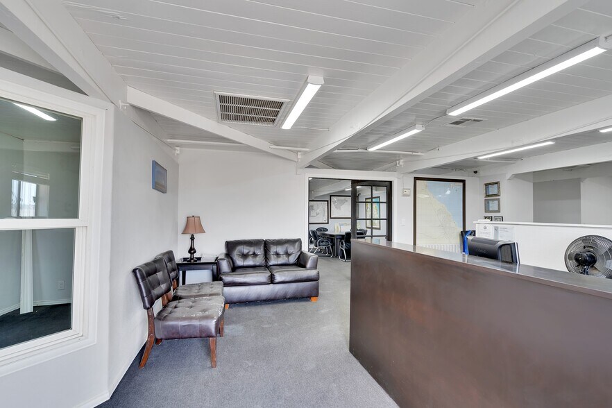 More Photos Of 2124 Thomas R Cannell Rd, Thermal Office For Sale