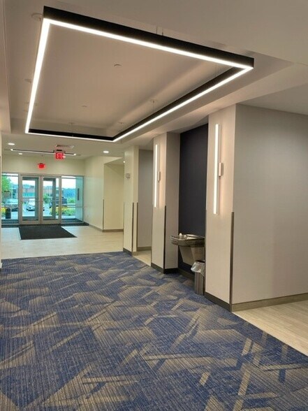 More Photos Of 134 Turnpike Rd, Southborough Medical For Lease