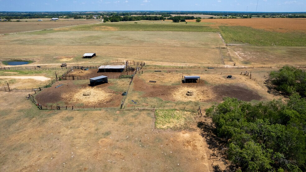 More Photos Of 2565 County Road 442, Thorndale Land For Sale