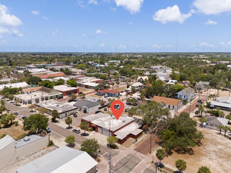 More Photos Of 325 E Lemon St, Tarpon Springs Warehouse For Sale