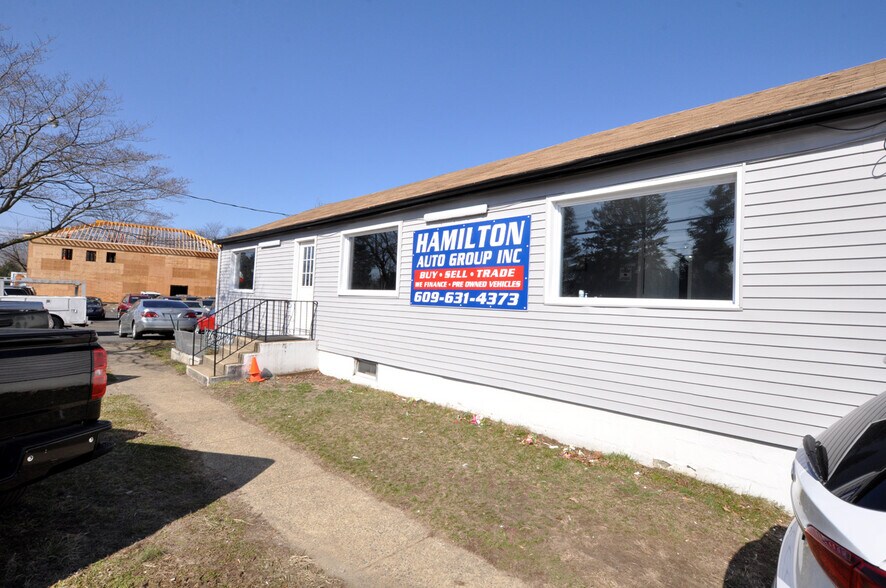 More Photos Of 1634 Nottingham Way, Hamilton Auto Dealership For Sale