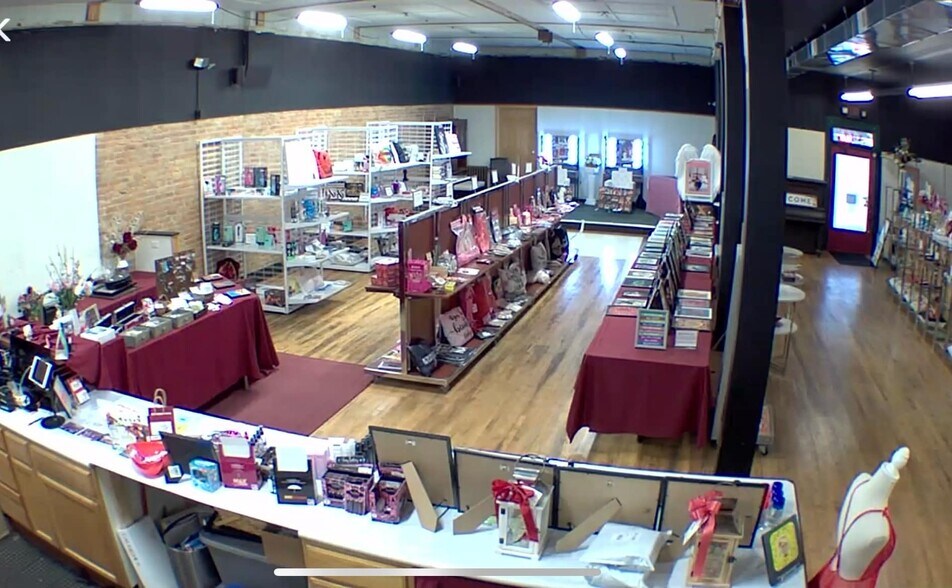 More Photos Of 144 E Huron St, Bad Axe Storefront For Sale