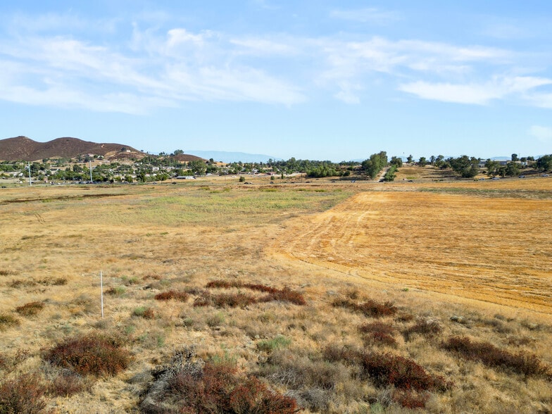More Photos Of 0 Loretta Ave, Menifee Land For Sale