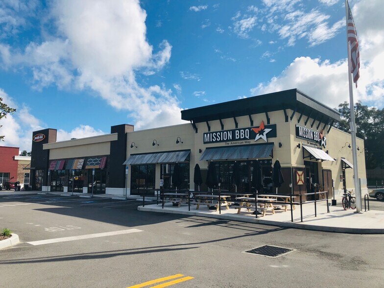 More Photos Of 3950-3958 S Florida Ave, Lakeland Freestanding For Lease