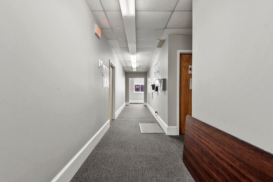 More Photos Of 5 Dover St, New Bedford Office Residential For Sale