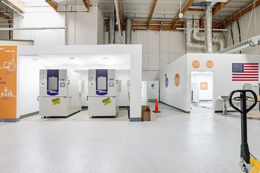 More Photos Of 32 Mauchly, Irvine Manufacturing For Sale