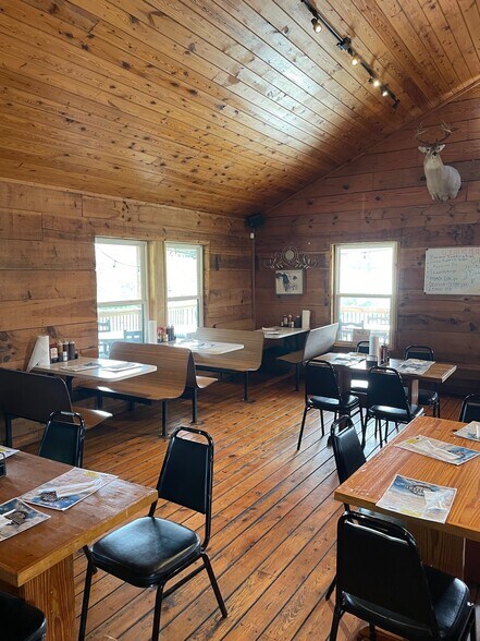 More Photos Of 9070 Highway 58, Harrison Restaurant For Sale