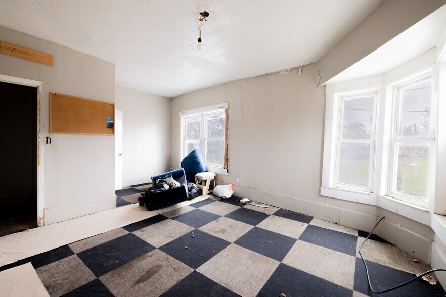 More Photos Of 6928 Superior Ave, Cleveland Apartments For Sale