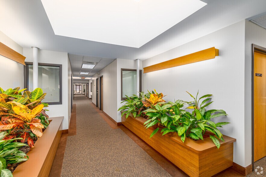 More Photos Of 501 Silverside Rd, Wilmington Office For Lease