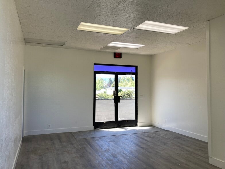 More Photos Of 486 E Campbell Ave, Campbell Medical For Lease