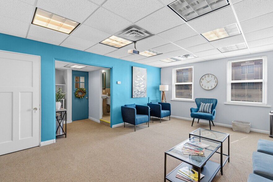 More Photos Of 1061 Grand Ave, Saint Paul Loft Creative Space For Lease